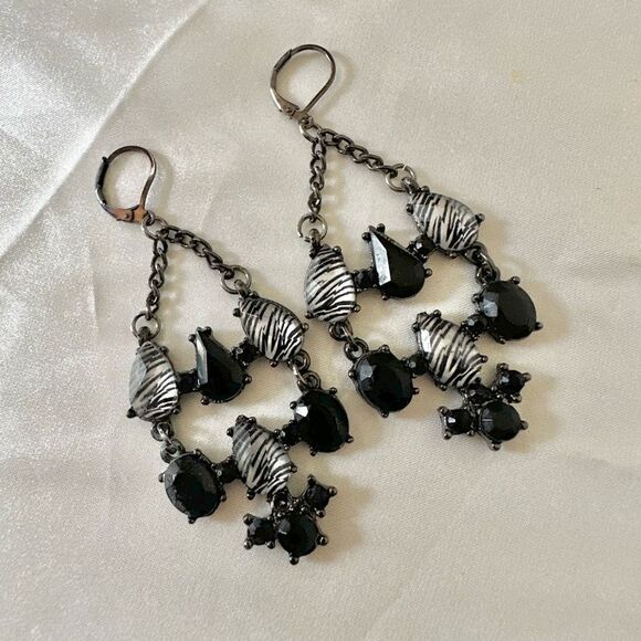 Black zebra statement earrings - Picture 1 of 7